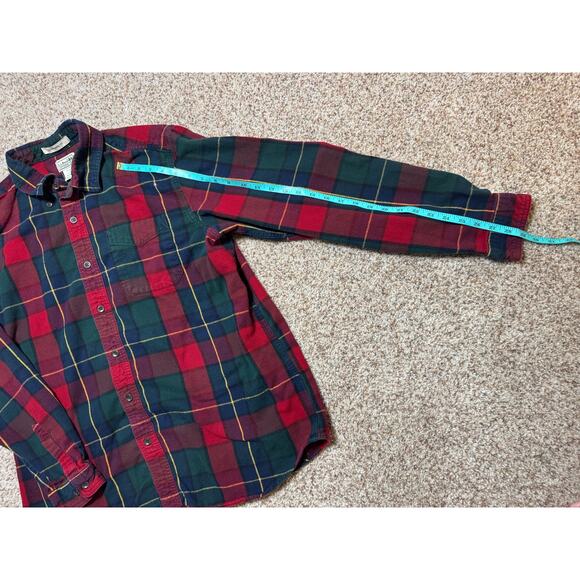 L.L. BEAN Long sleeve Flannel, collared shirt, size Large, Red & Green Plaid - Picture 6 of 8